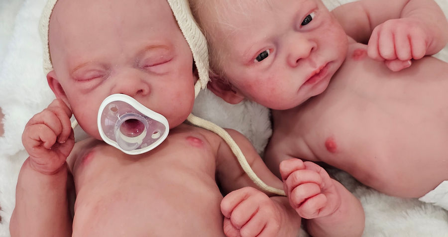 Tadeo's Lil Bro Awake and Asleep